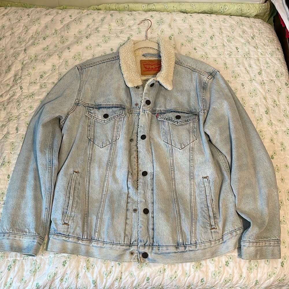 Levi’s Denim Sherpa jacket size Large